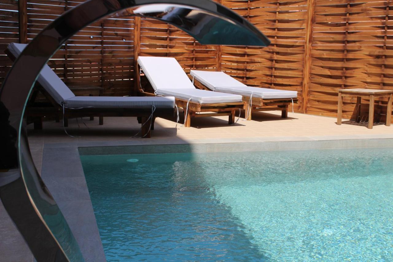 Mithos Premium Rooms Agia Marina Exteriér fotografie
