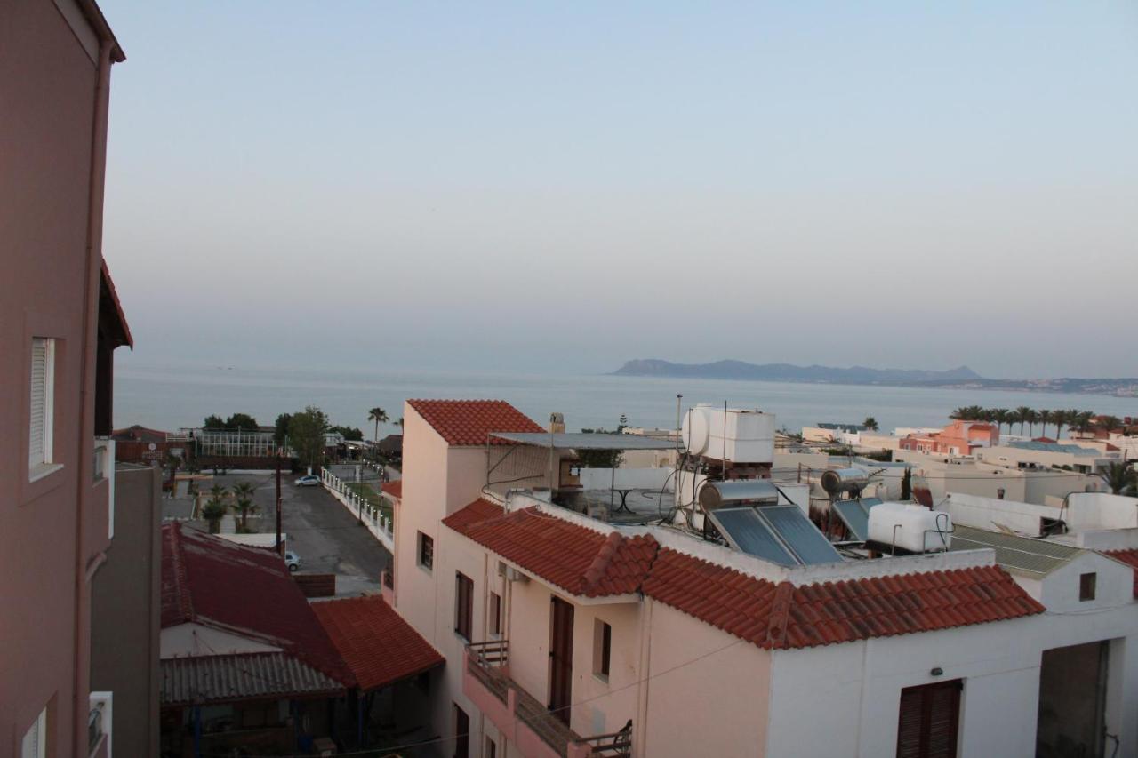 Mithos Premium Rooms Agia Marina Exteriér fotografie