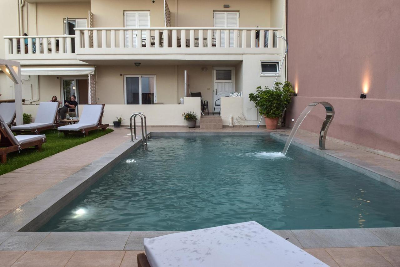 Mithos Premium Rooms Agia Marina Exteriér fotografie
