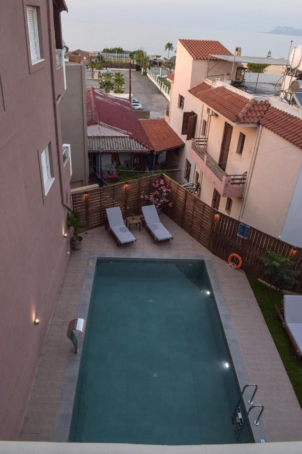 Mithos Premium Rooms Agia Marina Exteriér fotografie