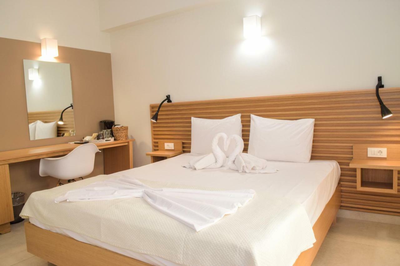 Mithos Premium Rooms Agia Marina Exteriér fotografie