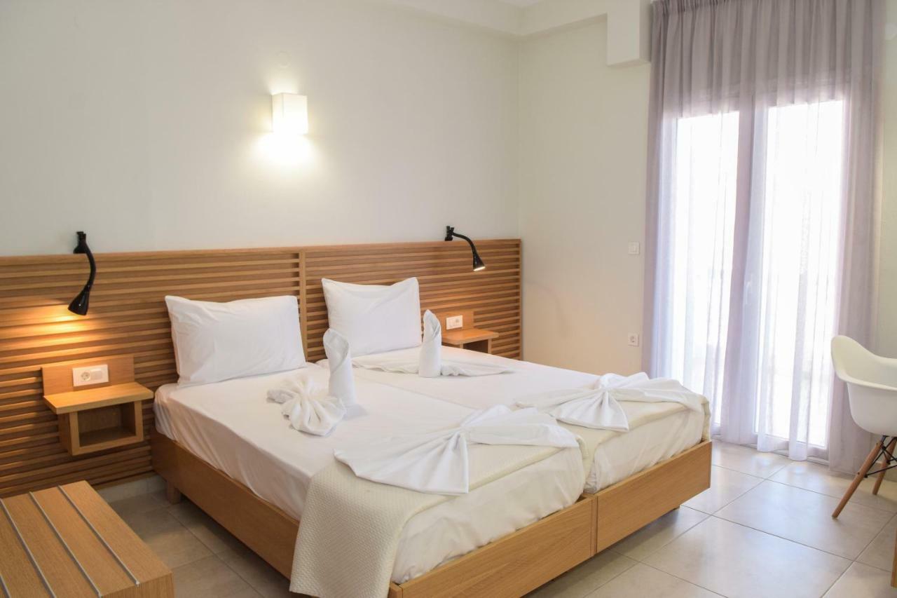 Mithos Premium Rooms Agia Marina Exteriér fotografie
